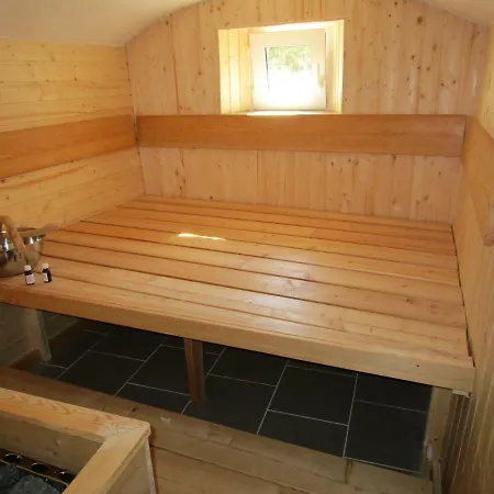 Сasa de vacaciones Kirchberghaus Mit Sauna Hainewalde