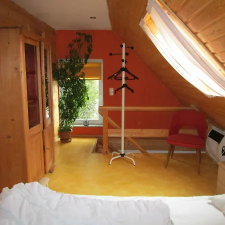 Kirchberghaus Mit Sauna * Hainewalde